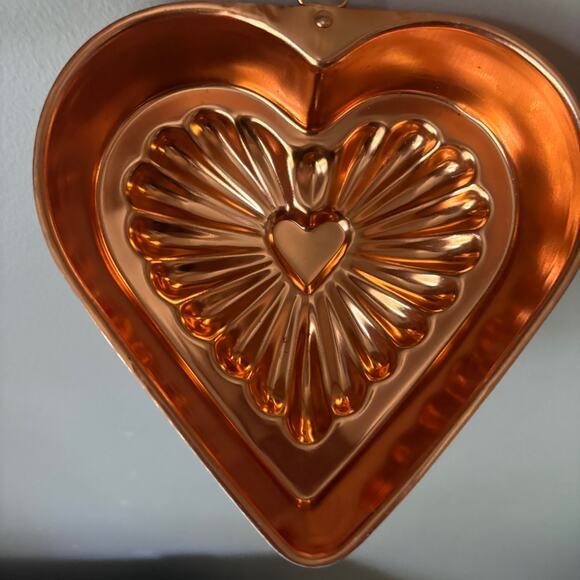 Vintage Copper Heart Jello Mold Home Decor Wall Hanging - Picture 2 of 4